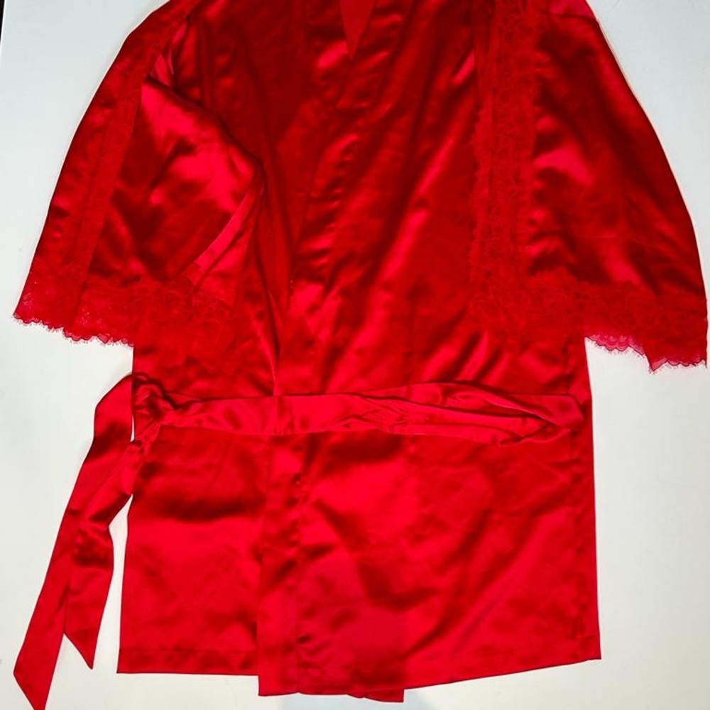 Victoria Secrets Short Red Robe- Medium/Large - Picture 4 of 5